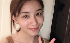 李孝利高清图片